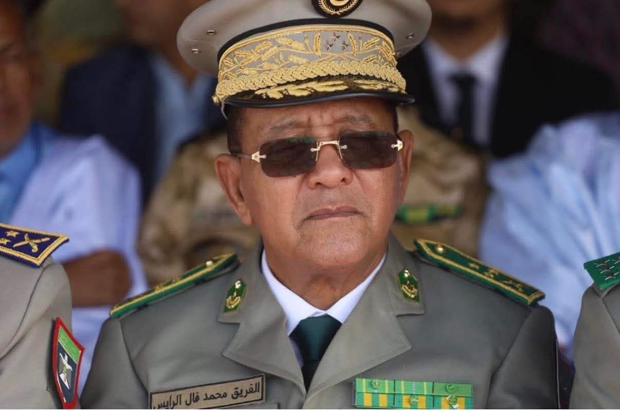 قائد أركان الجيش يهنئ نظيره السعودي بعيد الأضحى ويشيد بحفاوة الاستقبال خلال زيارته للمملكة