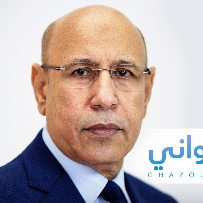 رئيس الجمهورية يجتمع بأحزاب الأغلبية ويطلعها على إجراءات مواجهة ارتفاع الأسعار ومستجدات الحوار