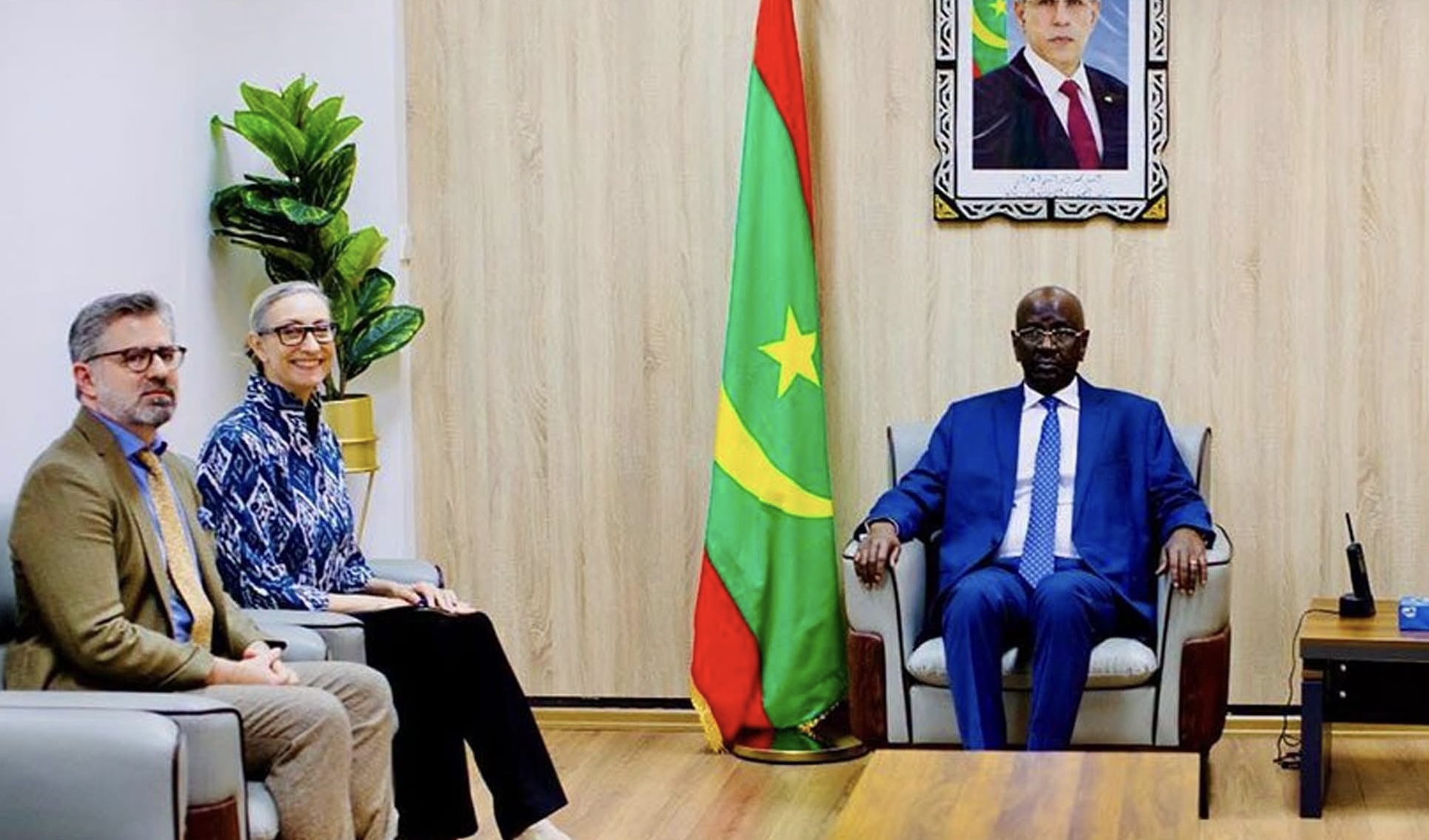 وزير الخارجية الموريتاني يبحث مع القائمة بالأعمال الأمريكية تعزيز علاقات التعاون والقضايا ذات الاهتمام المشترك