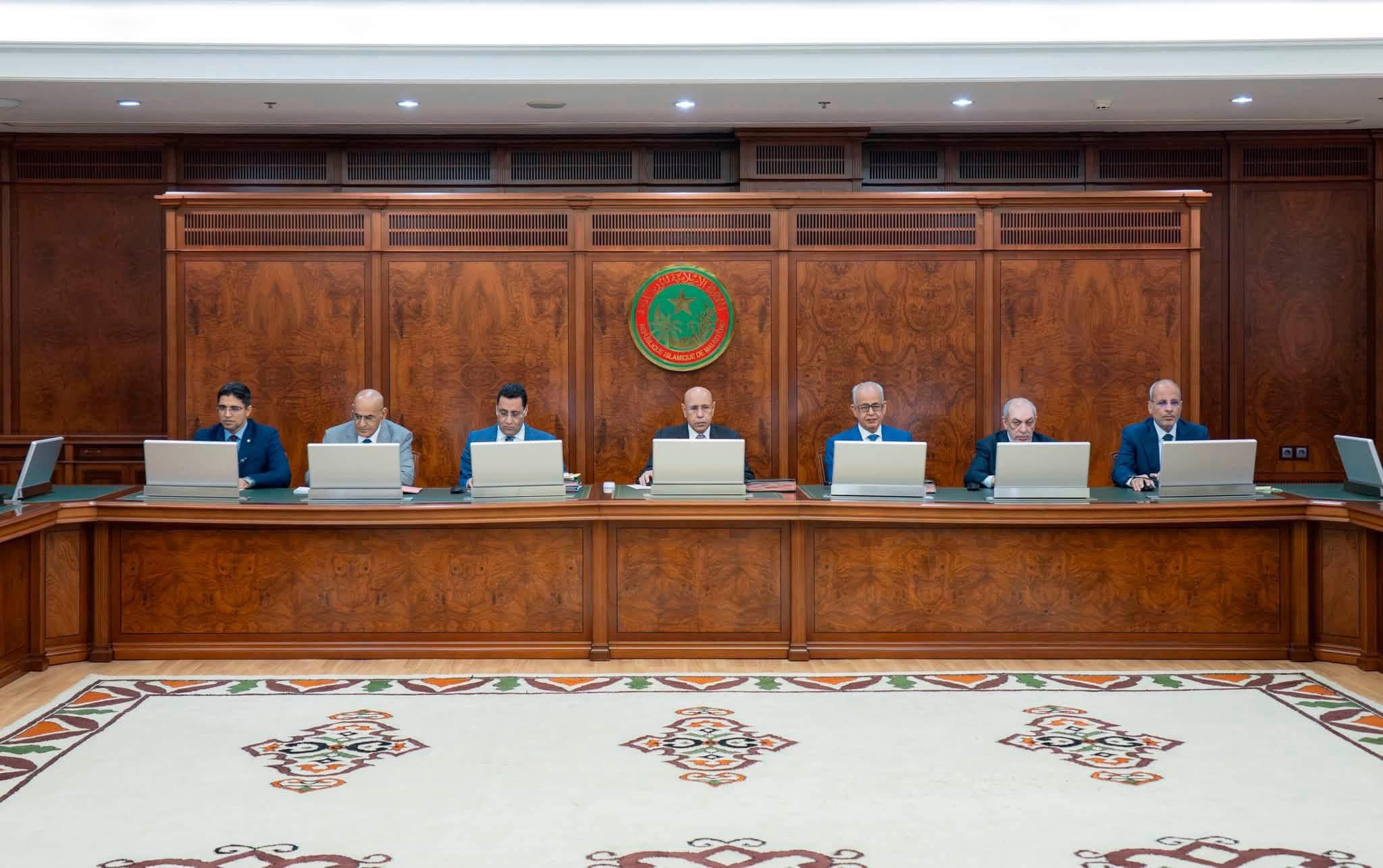 الحكومة تمنح رخصة لاستغلال الذهب في داخلت نواذيبو وإنشيري