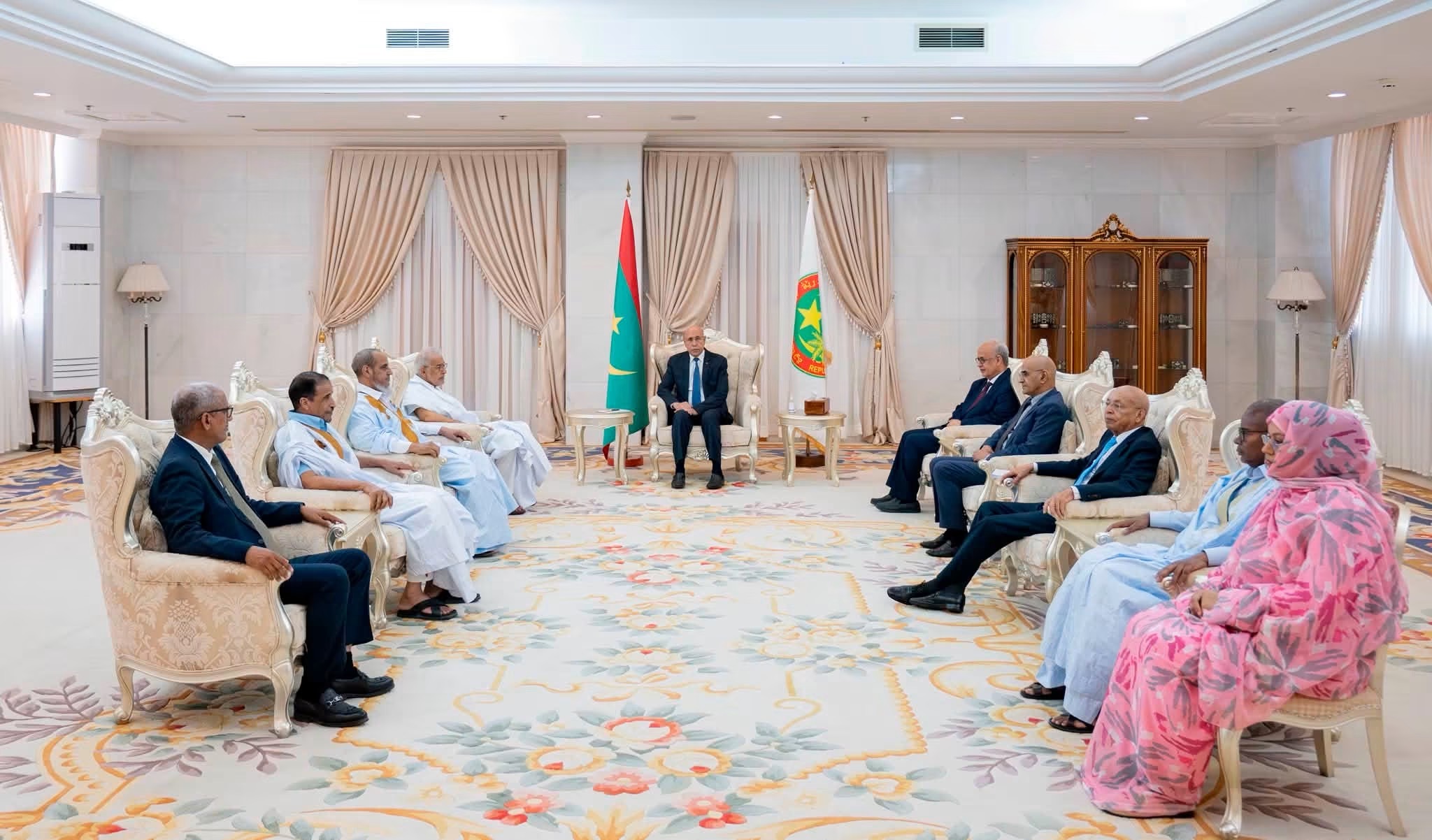 الرئيس غزواني يدعو إلى استكمال الحوار السياسي قبل نهاية العام، والمعارضة تطلب مهلة للتشاور