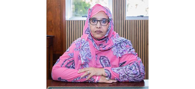 وزيرة البيئة تبدأ زيارة إلى الجزائر بدعوة من نظيرتها الجزائرية