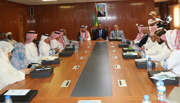 وزير التنمية الحيوانية يبحث مع وفد سعودي رفيع تعزيز تصدير الأضاحي واللحوم